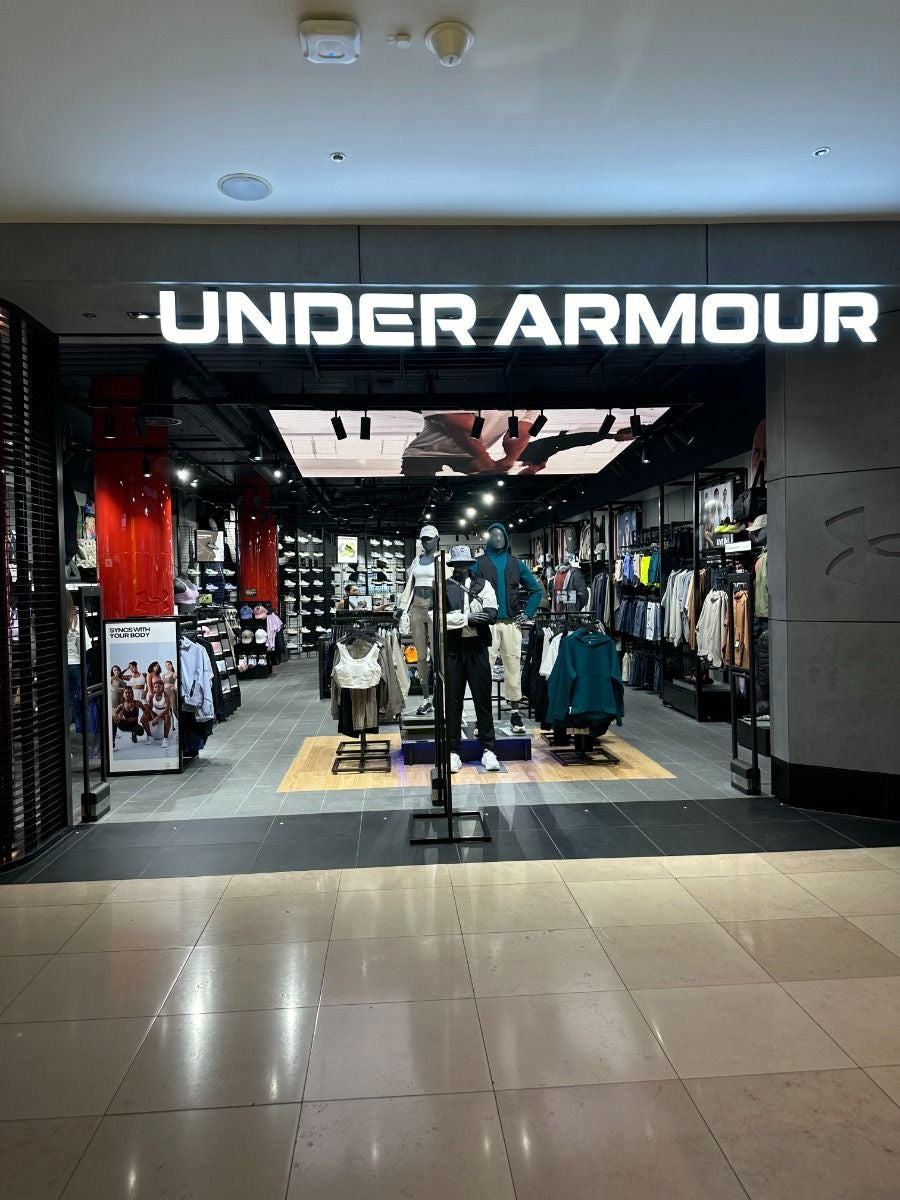 UNDER ARMOUR
